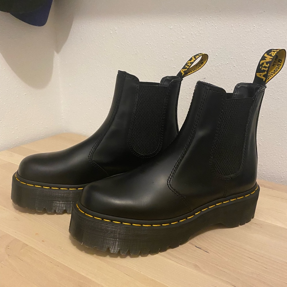 Dr Martens 2976 Platform Chelsea Boots, NEVER BEEN WORN!